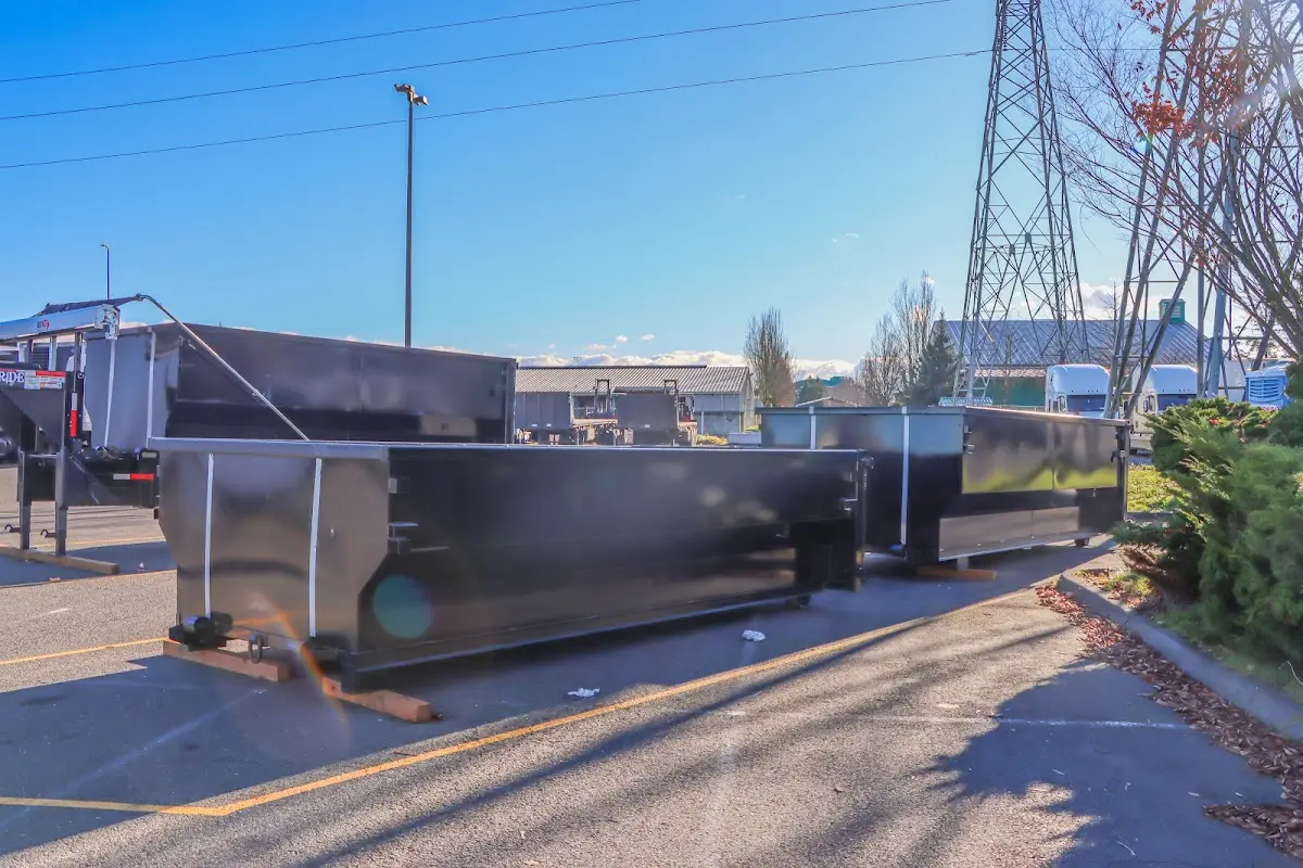 Professional dumpster rental and junk removal service in Hooper